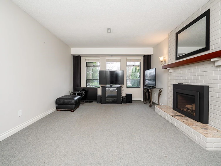1249 E 31st Avenue, Vancouver, BC, V5V 5B3 - 31