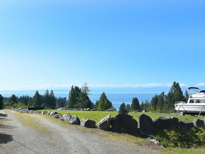 5090 Chapman Road, Sechelt BC