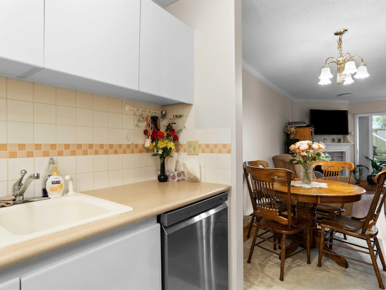 110-3680 Rae Avenue, Vancouver, BC, V5R 2P5 - 8