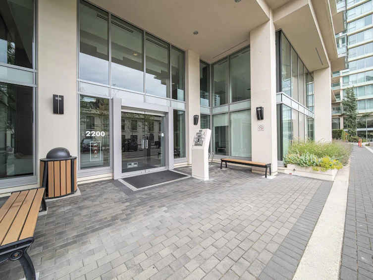 1905-2200 Douglas Road, Burnaby, BC, V5C 0G8 - 2