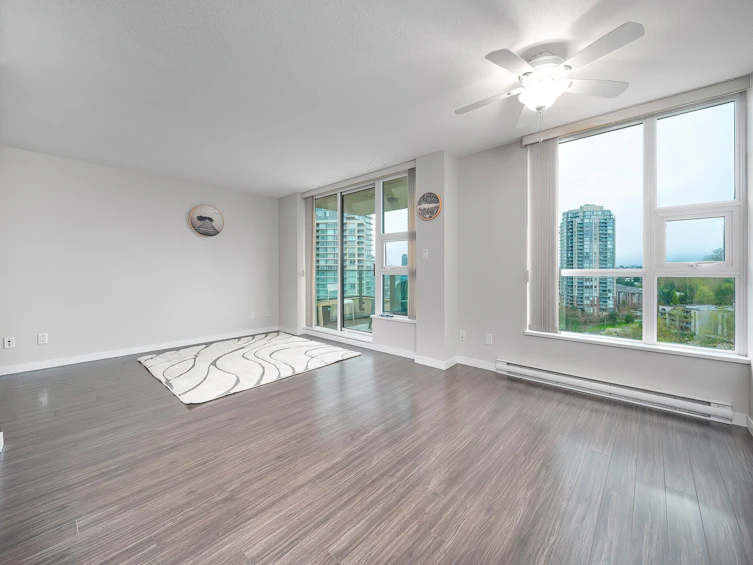1905-2200 Douglas Road, Burnaby, BC, V5C 0G8 - 4