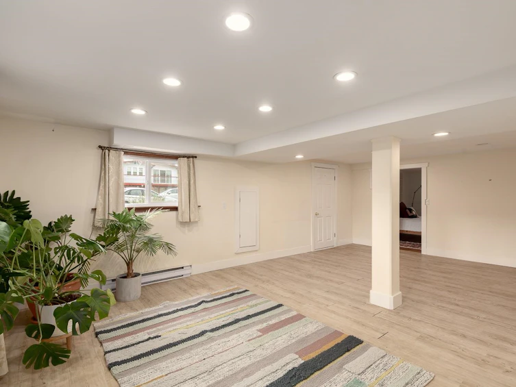 2487 Turner Street, Vancouver, BC, V5K 2E7 - 25