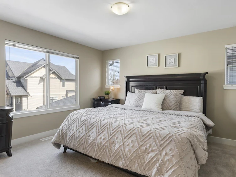 16795 61 Avenue, Surrey, BC, V3S 0Z1 - 16