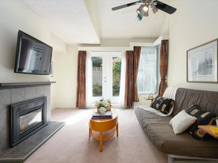 5-230 W 15th Street, North Vancouver, BC, V7M 1S3 - 3