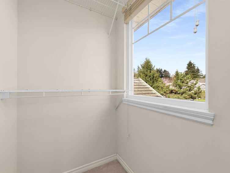 9061 141a Street, Surrey, BC, V3V 8E1 - 23