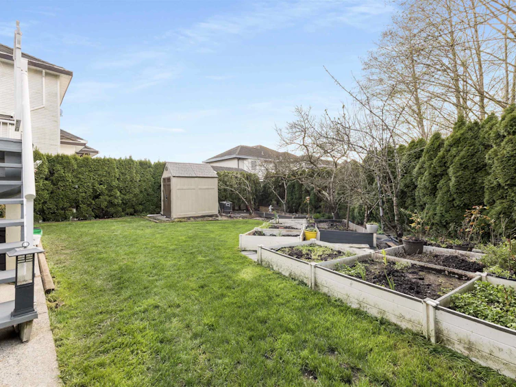 9061 141a Street, Surrey, BC, V3V 8E1 - 31