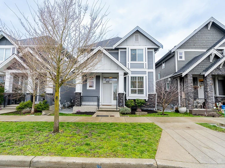16487 25 Avenue, Surrey, BC, V3Z 0S2 - 2