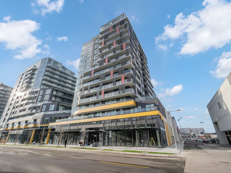 702-6633 Buswell Street, Richmond, BC, V6Y 0M3