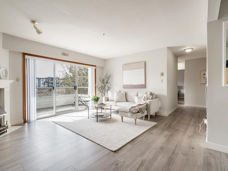 203-5377 201a Street, Langley, BC, V3A 1S7 - 2