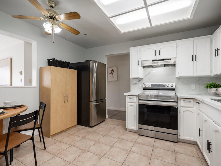 203-5377 201a Street, Langley, BC, V3A 1S7 - 12