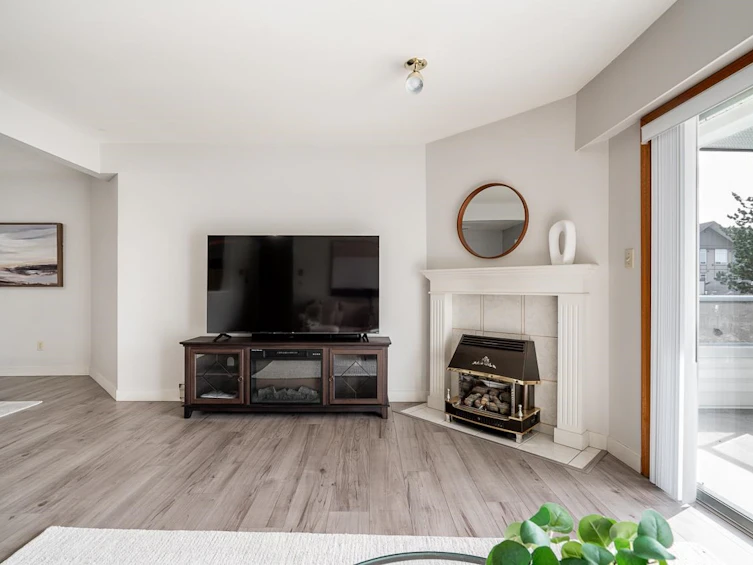 203-5377 201a Street, Langley, BC, V3A 1S7 - 7