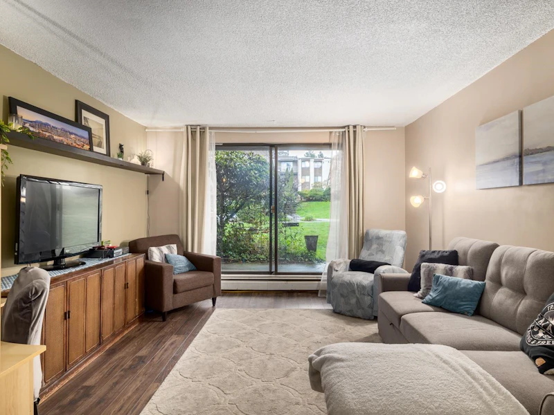 118 - 3911 Carrigan Court, Burnaby BC V3N 4J7