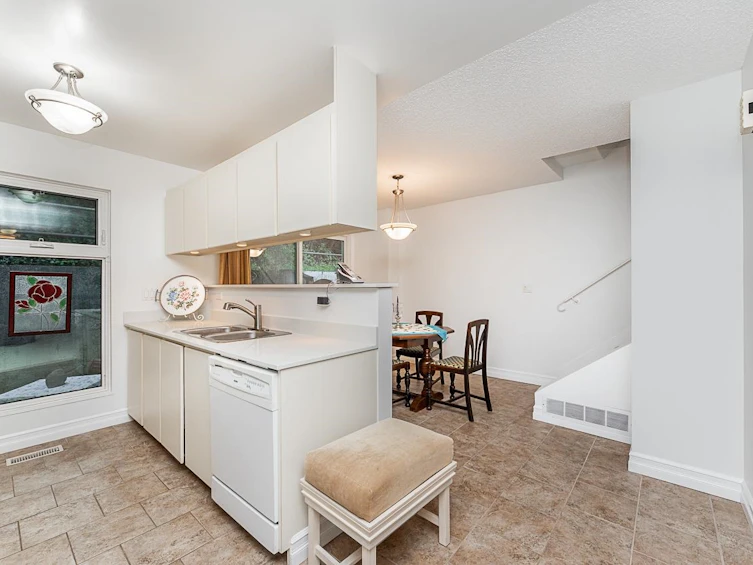 222 James Road, Port Moody, BC, V3H 2S4 - 11