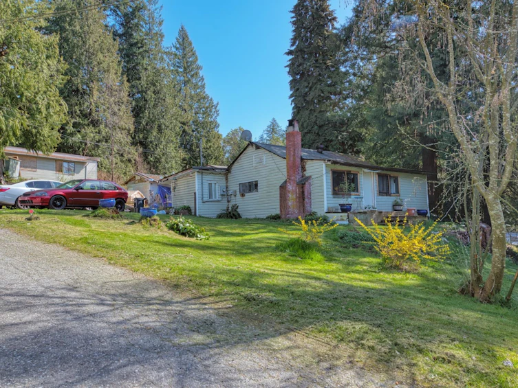 5056B Sunshine Coast Highway, Sechelt, BC, V7Z 0B9