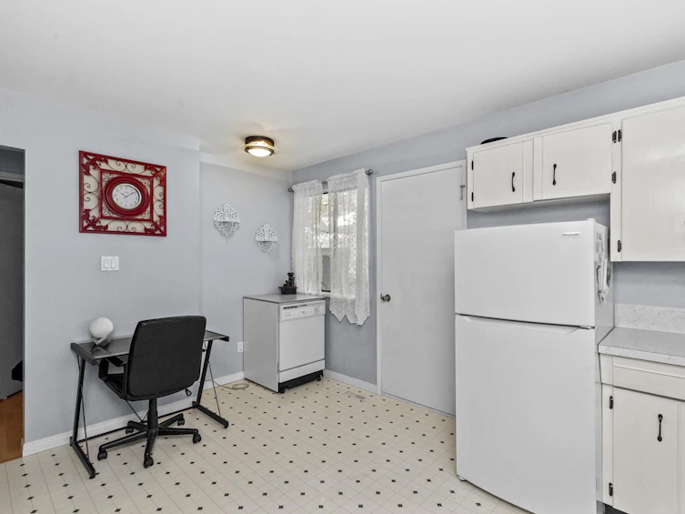 6206 Sundance Drive, Surrey, BC, V3S 8B2 - 17