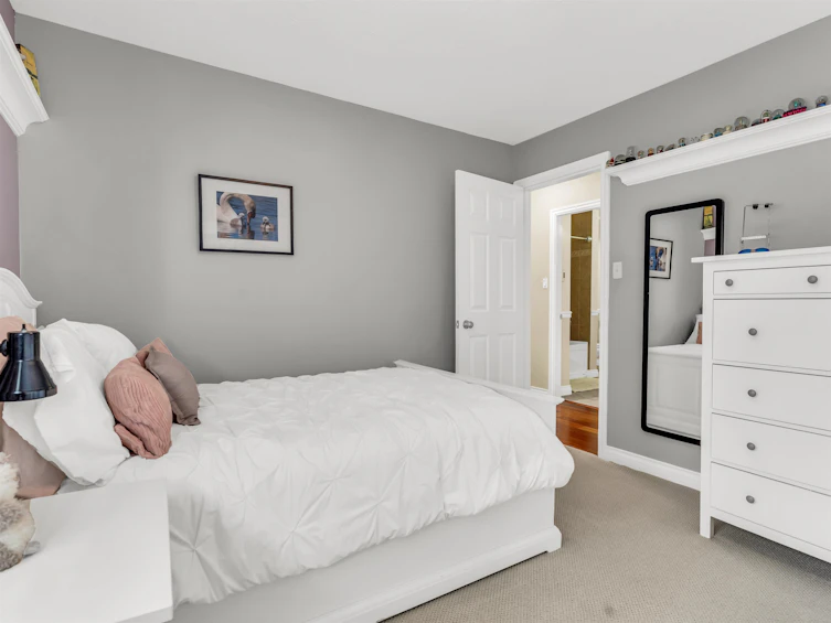 885 Canyon Boulevard, North Vancouver, BC, V7R 2J7 - 23