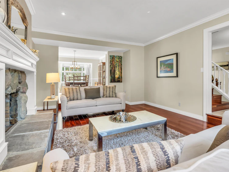 885 Canyon Boulevard, North Vancouver, BC, V7R 2J7 - 9