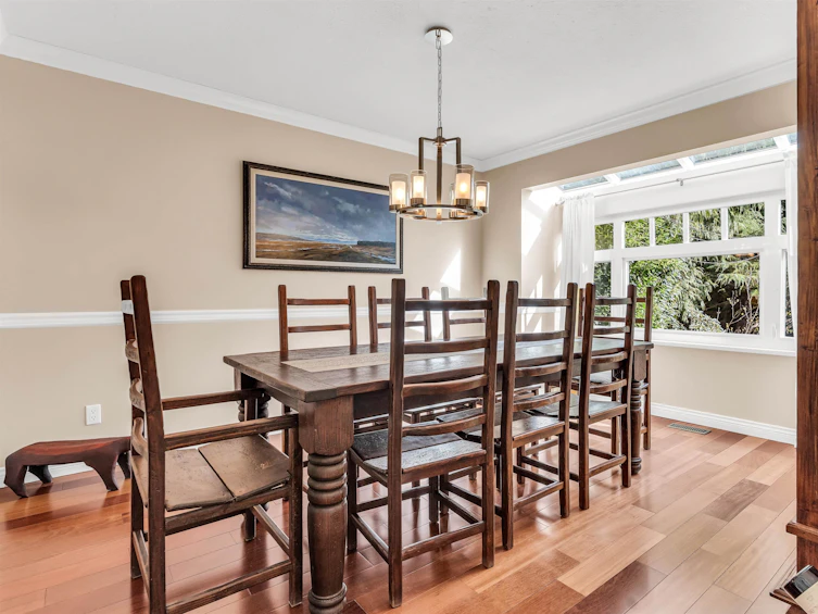 885 Canyon Boulevard, North Vancouver, BC, V7R 2J7 - 10