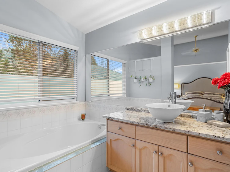 1418 Hockaday Street, Coquitlam, BC, V3E 2X9 - 19