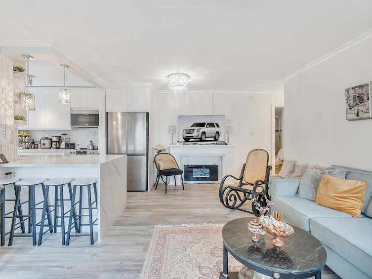 101-1750 Esquimalt Avenue, West Vancouver, BC, V7V 1R8 - 9