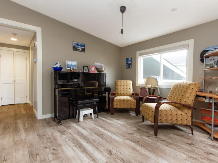 1001 Edgewater Crescent, Squamish, BC, V8B 0G3 - 6
