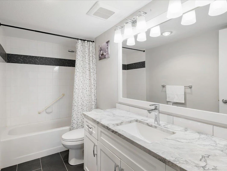 310-19835 64 Avenue, Langley, BC, V2Y 1L8 - 20