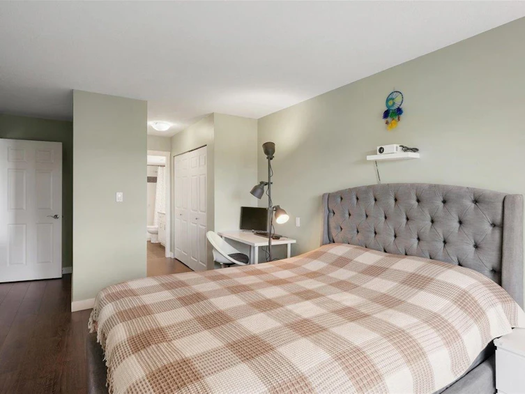 310-19835 64 Avenue, Langley, BC, V2Y 1L8 - 19