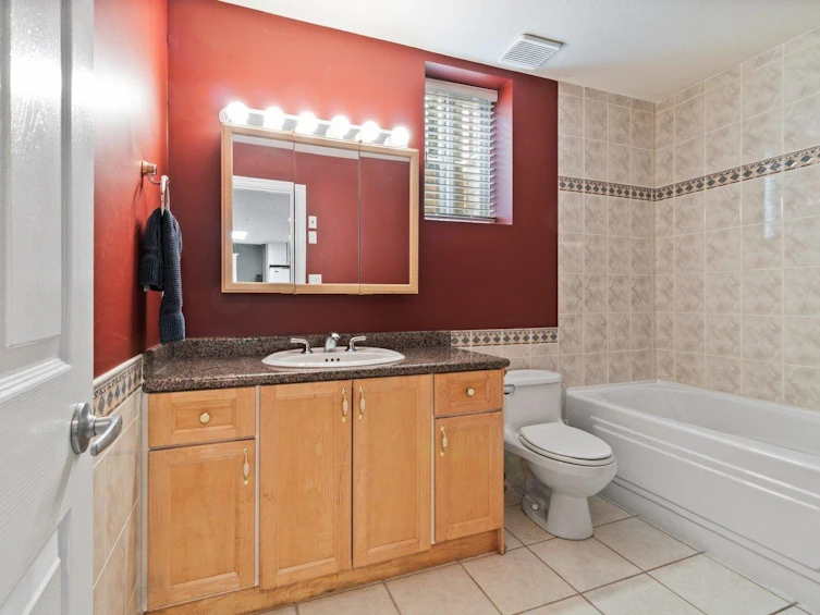 18575 55 Avenue, Surrey, BC, V3S 9E5 - 32