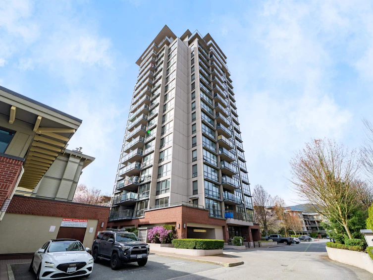 702-2959 Glen Drive, Coquitlam, BC, V3B 0B8