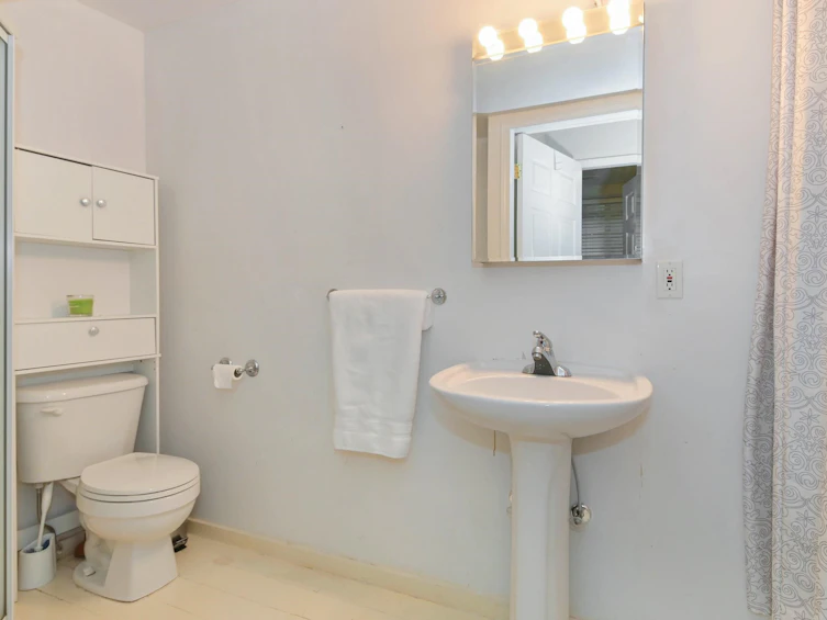 6651 184a Street, Surrey, BC, V3S 9A8 - 24