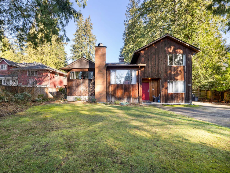 1090 Handsworth Road, North Vancouver, BC, V7R 2A6 - 3
