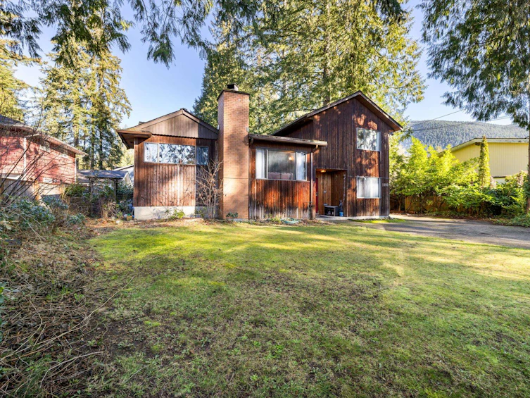 1090 Handsworth Road, North Vancouver, BC, V7R 2A6 - 4