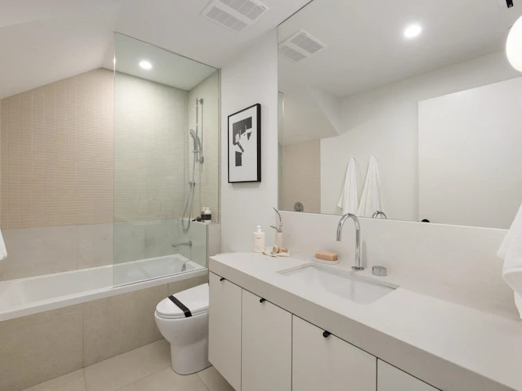 1-526 E 30th Avenue, Vancouver, BC, V5V 2V6 - 16
