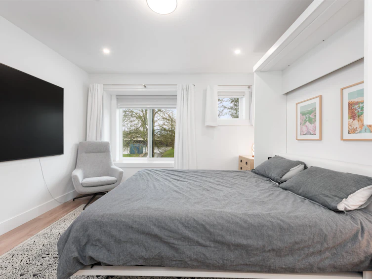 3346 E 8th Avenue, Vancouver, BC, V5M 1X9 - 23