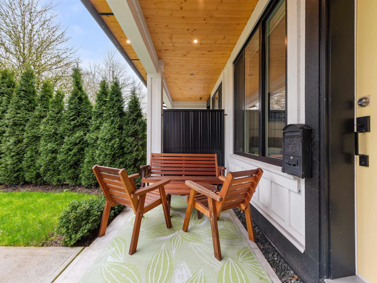 3346 E 8th Avenue, Vancouver, BC, V5M 1X9 - 33