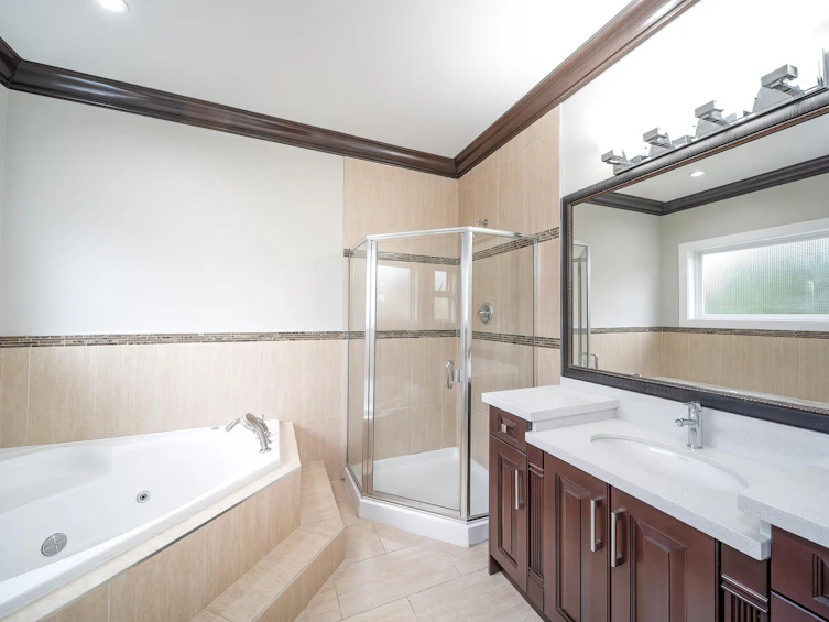 8146 Lakefield Drive, Burnaby, BC, V5E 4G6 - 34