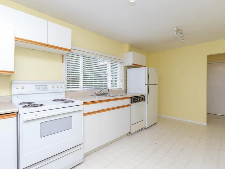341 W 24th Street, North Vancouver, BC, V7M 2C7 - 13