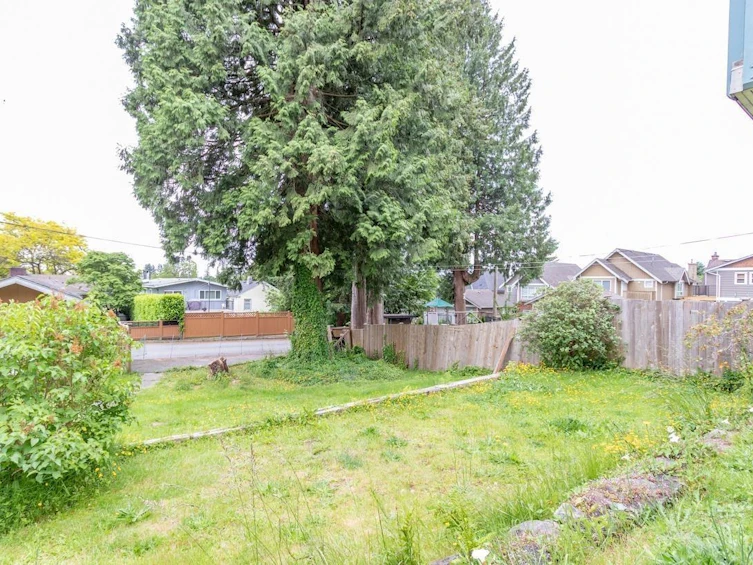 341 W 24th Street, North Vancouver, BC, V7M 2C7 - 16