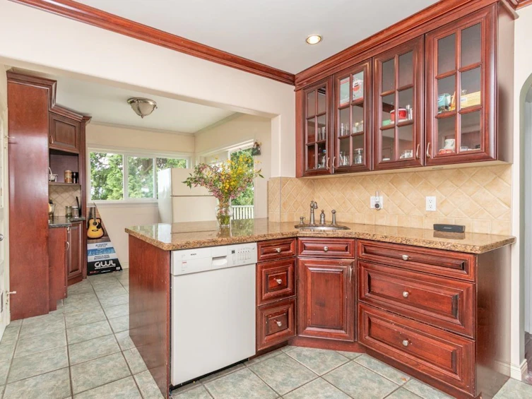 341 W 24th Street, North Vancouver, BC, V7M 2C7 - 7