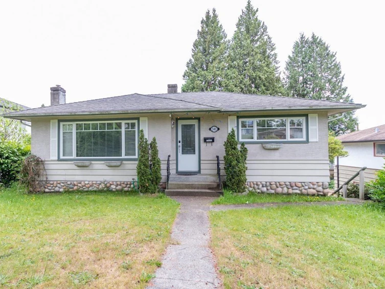 341 W 24th Street, North Vancouver, BC, V7M 2C7 - 4