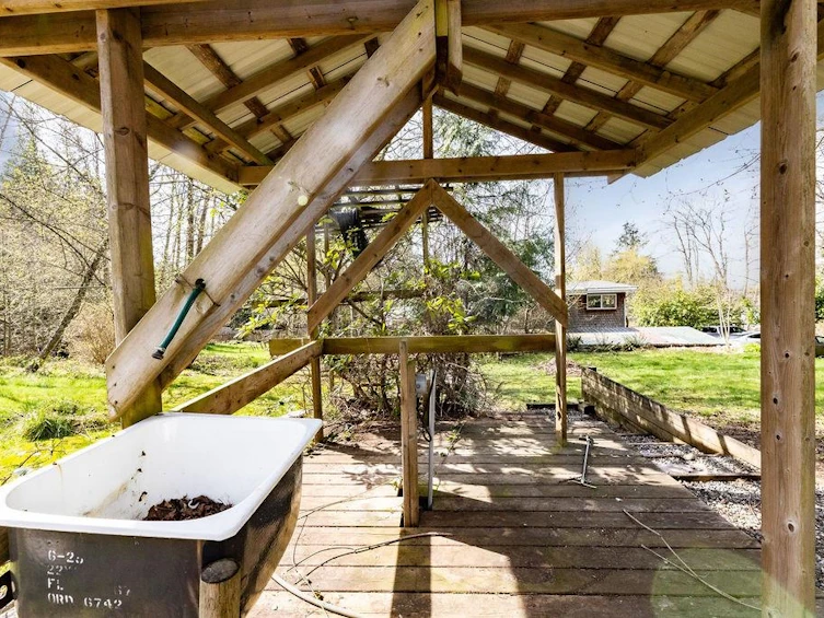 2470 Sunshine Coast Highway, Roberts Creek, BC, V0N 2W5 - 33