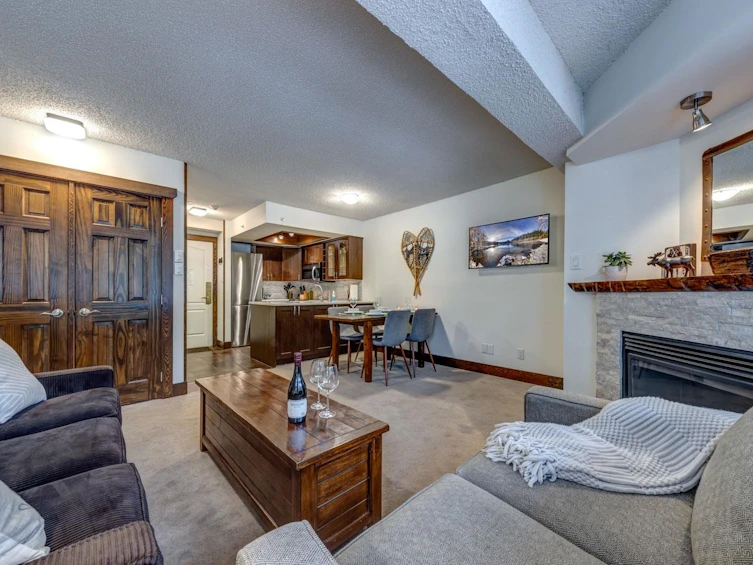 418-4809 Spearhead Drive, Whistler, BC, V0N 1B4 - 11