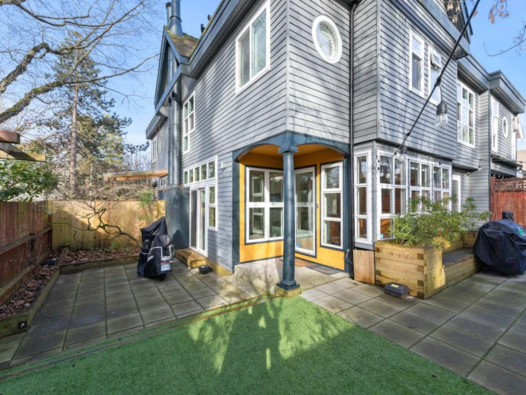 1915 E 7th Avenue, Vancouver, BC, V5N 1S3 - 26