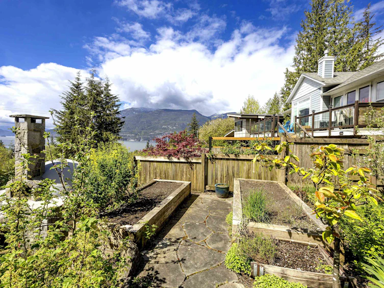 966 Copper Drive, Squamish, BC, V0N 1J0 - 28