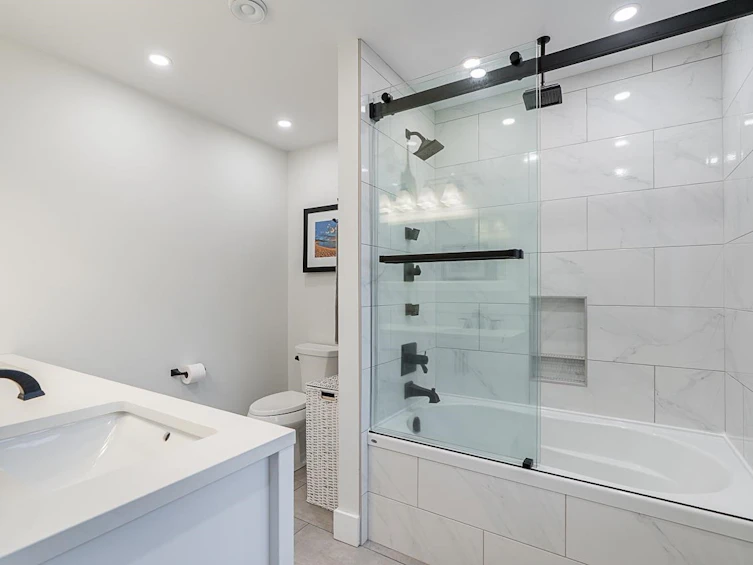 6092 173a Street, Surrey, BC, V3S 6Y3 - 25