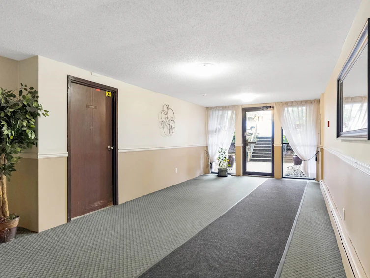 103-110 Seventh Street, New Westminster, BC, V3M 5W5 - 27