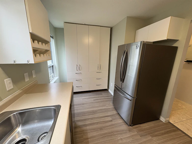 203-2990 Princess Crescent, Coquitlam, BC, V3B 7R3 - 4