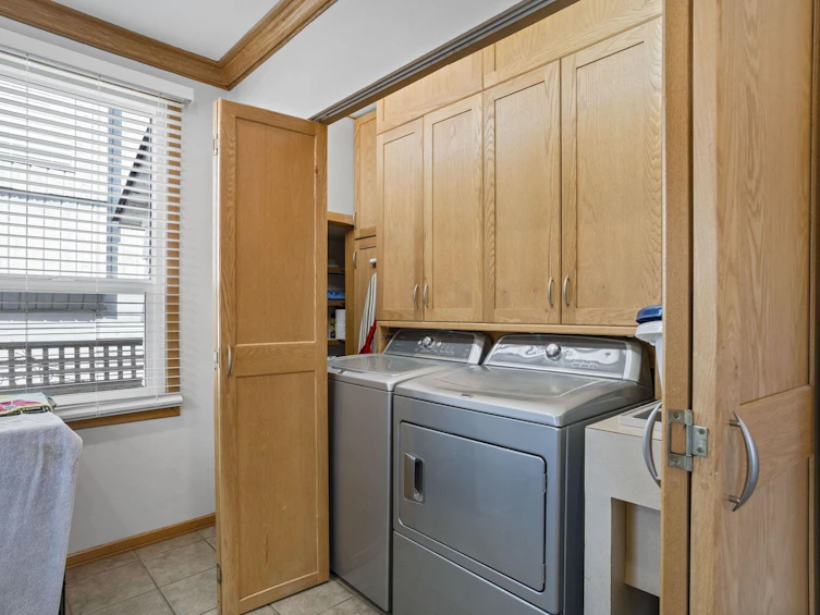 824 Scott Street, New Westminster, BC, V3L 4T8 - 16