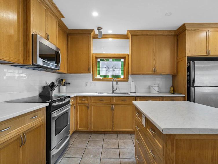 824 Scott Street, New Westminster, BC, V3L 4T8 - 9
