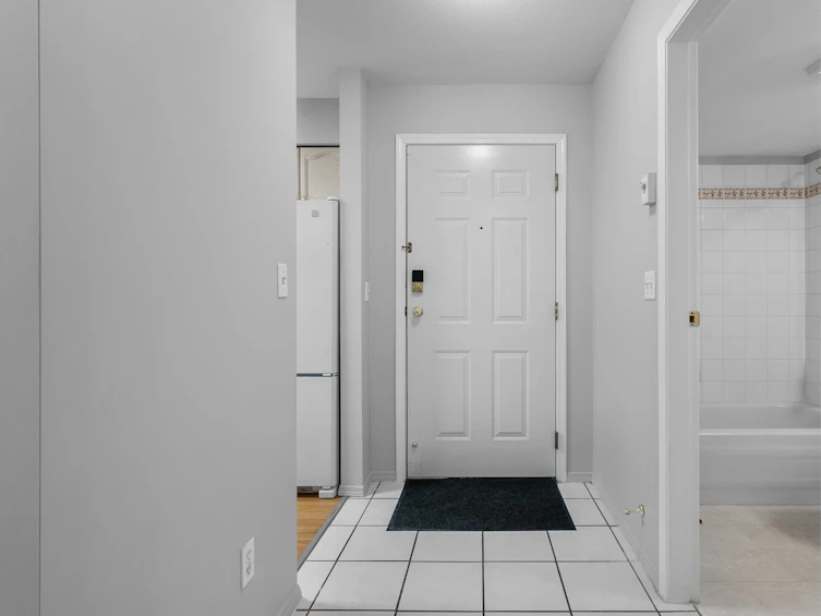 140-33173 Old Yale Road, Abbotsford, BC, V2S 2J4 - 2